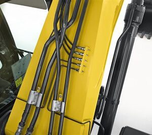 Escavadeira E215C EVO - Imagem 6